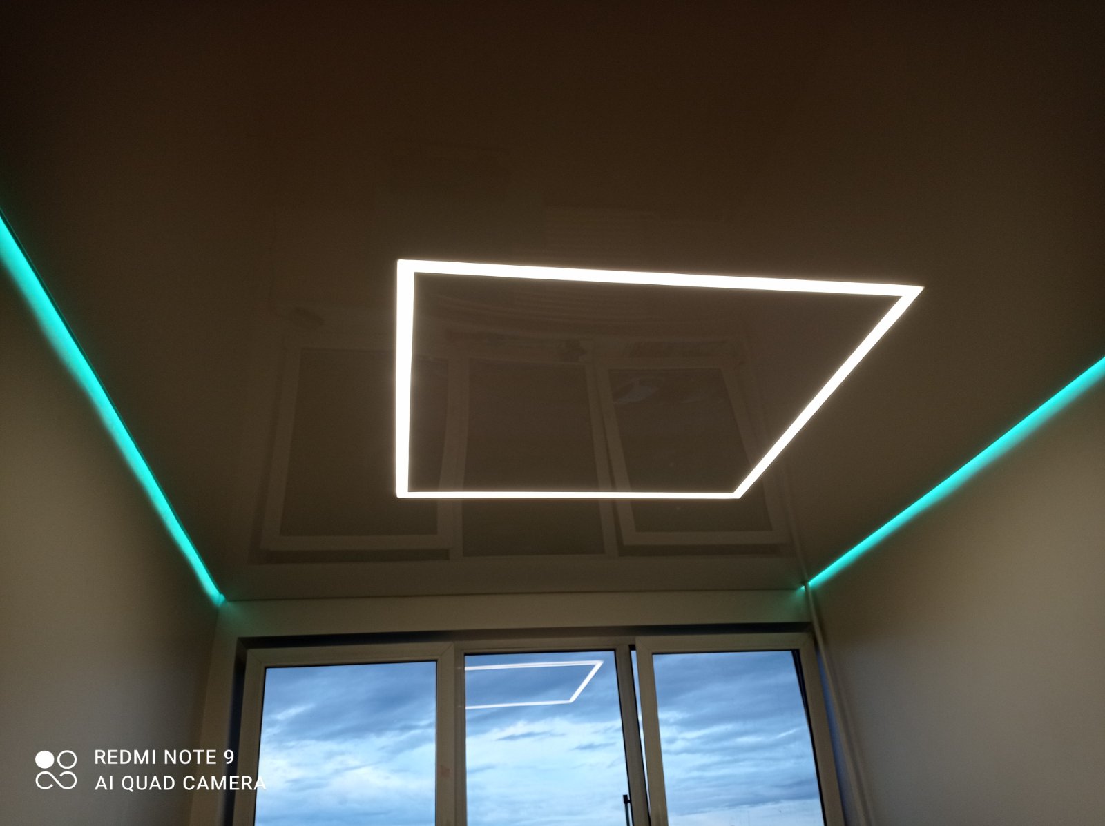 led kvadratų įtemptos lubos led kvadratų įtemptos lubos